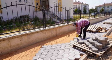 Tepebaşı'nda üstyapı çalışmaları sürüyor