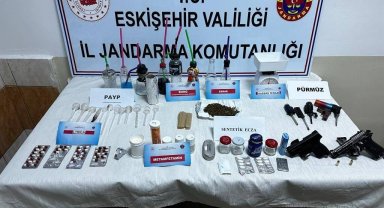 Uyuşturucu imalatı ve ticareti yapan şahıslar yakayı ele verdi
