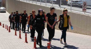 Valiz içerisinde binlerce uyuşturucu hap ele geçirildi