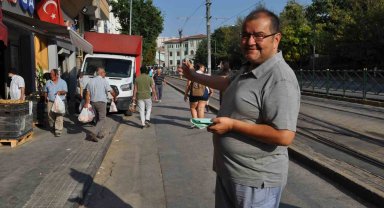 Zabıtalarla problem yaşayan fırıncı kaldırıma cep yapılmasını istiyor