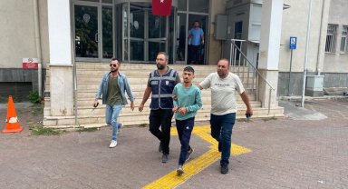 4. kattan oluklara tutunarak inip kaçmaya çalışan şahıs yakalandı