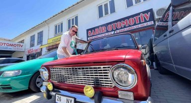 49 yaşındaki ihtiyar delikanlı cabrio Hacı murat trafikte ilgi odağı