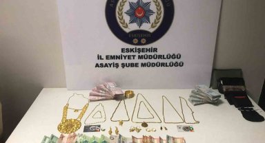 500 bin TL'lik ziynet eşyası çalan şüpheliler yakalandı