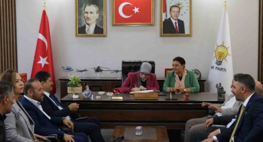 AK Parti Genel Başkan Yardımcısı Uygur: "Milletimiz Türkiye üzerinde oynanan oyunlara geçit vermedi"