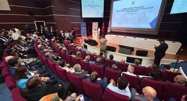 AK Parti'de 'Yerel Yönetimlerde Yenilikçi Sosyal Politikalar Çalıştayı' başladı
