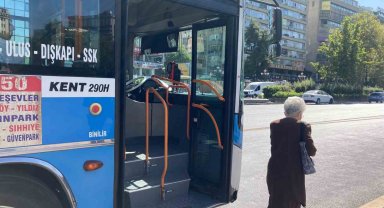 Ankara'da özel halk otobüsü şoförleri ile 65 yaş üzeri vatandaşlar karşı karşıya geldi