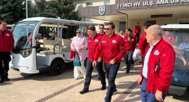 Bakan Tunç TEKNOFEST'i ziyaret etti