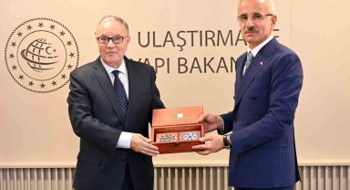 Bakan Uraloğlu, Cezayir Büyükelçisi Belan'ı kabul etti