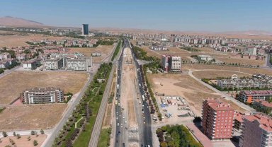 Başkan Altay: "Konya'nın 4 noktasında devam eden köprülü kavşakların maliyeti 1 milyar TL"