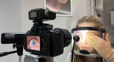 Çektiği fotoğraflarla insan gözüne farklı bir bakış açısı kazandırıyor