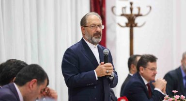 Diyanet İşleri Başkanı Erbaş: "Kur'an ve Sünnet çizgisinde bir eğitimi her zaman önceliyoruz"