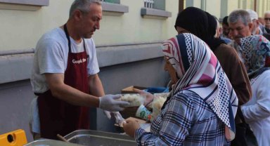 Eskişehir'de vefat eden vatandaş için hayır yapıldı