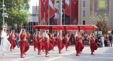 Eskişehir'in 101'inci kurtuluş yılı törenle kutlandı