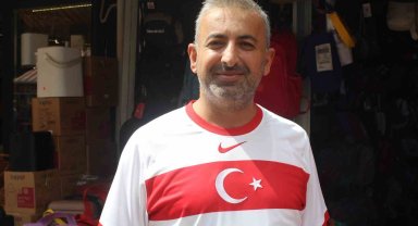 Eskişehirli esnaf milli takımın Ermenistan'ı yeneceğine inanıyor
