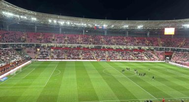 Eskişehirli futbolseverler, Türkiye-Ermenistan maçına hazır