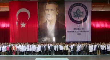 ESOGÜ Tıp Fakültesi'nin yeni öğrencileri beyaz önlüklerini giydi