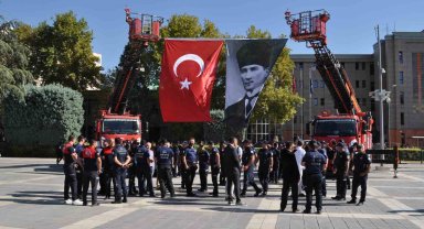 İtfaiye Teşkilatı ile Eskişehir İtfaiyesi'nin kuruluş yıl dönümü için kutlama yapıldı