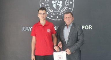 Kabakcı, başarılı sporcuyu ağırladı
