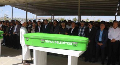 Kırıkkale'de kaza sonucu hayatını kaybeden belediye meclis üyesi defnedildi