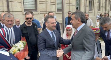 Milli Eğitim Bakanı Yusuf Tekin Eskişehir'e geldi