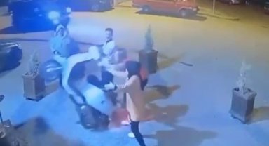 Ne motosikletten vazgeçti, ne de çaydan