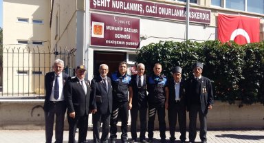 Polis ekiplerinde Gaziler Günü ziyareti