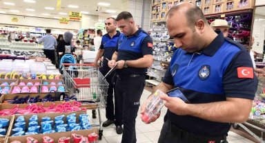 Sincan Belediyesi zabıta ekipleri kırtasiyeleri denetledi