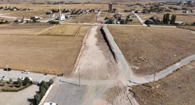 Sorgun Belediyesi'nde yol çalışmaları hız kesmeden sürüyor