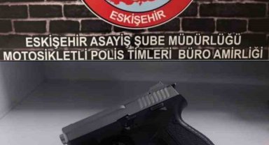 Şüpheli şahıstan tabanca ele geçirildi