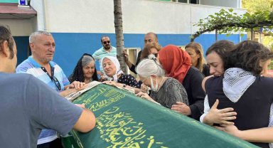 Ünlü yönetmen Abdulkadir Ceylan Ede Eskişehir'de toprağa verildi