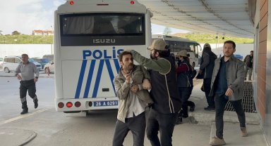 Yeşil Sol Parti milletvekili adayının davası ileri bir tarihe erteledi