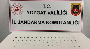 63 tarihi sikke ve yüzük ele geçirildi