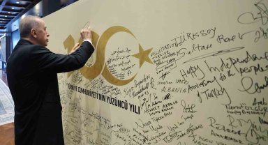 Cumhurbaşkanı Erdoğan, 29 Ekim Cumhuriyet Bayramı tebriklerini kabul etti
