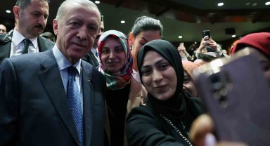 Cumhurbaşkanı Erdoğan: "Amerika gibi ülkeye barışı tesis mi yakışır, yoksa oraya benzinle, körükle gitmek mi yakışır?"