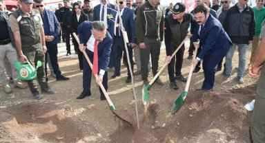 Eskişehir ilinde 'Cumhuriyetimizin 100'üncü yılı hatıra ormanı' kuruldu