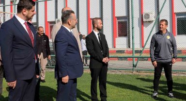 Eskişehir Valisi Hüseyin Aksoy'dan Eskişehirspor'a ziyaret