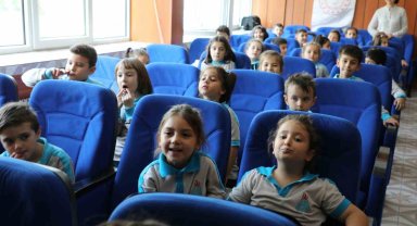 Eskişehir'de bin 150 öğrenciye hayvan hakları eğitimi verildi