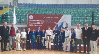 Eskişehir'e 100. Yıl Judo Turnuvası'ndan 3 madalya