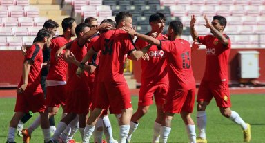 Eskişehirspor hazırlık maçını 3 golle kazandı