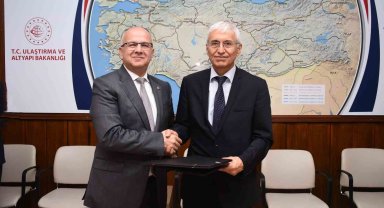 ESTÜ ile TCDD Genel Müdürlüğü arasında sektörel eğitim işbirliği protokolü imzalandı