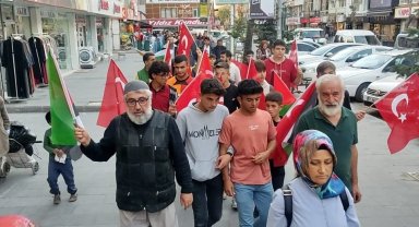 Filistin'e doğru yürüyen gruba Niğde'den de katılanlar oldu