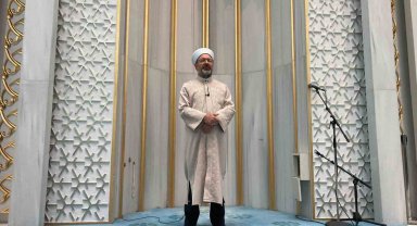 Gazze'de hayatını kaybedenler için gıyabi cenaze namazı kılındı