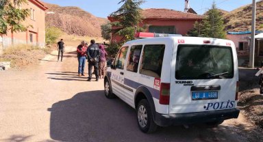Havaya ateş eden şahsı uyarınca bacağından vuruldu