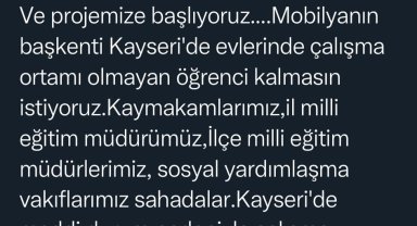 Her eve ders çalışma masası geliyor