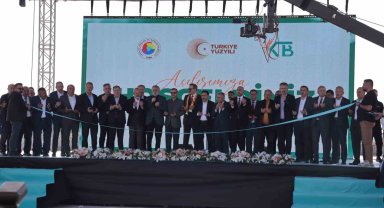İç Anadolu'nun en büyük Canlı Hayvan Borsası ve Pazar Yeri açıldı