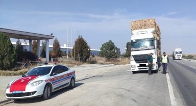 Jandarma ekiplerinden 14 ilçede eş zamanlı trafik denetimi