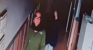 Kadın hırsızlar güvenlik kamerasına yakalandı