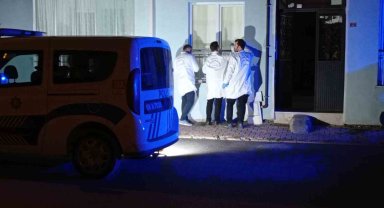 Komşular arası kavgada sokaktan geçen 3 kadın yaralandı
