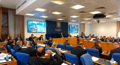 Konutların turizm amaçlı kiralanmasına ilişkin kanun teklifi komisyonda görüşülmeye başlandı