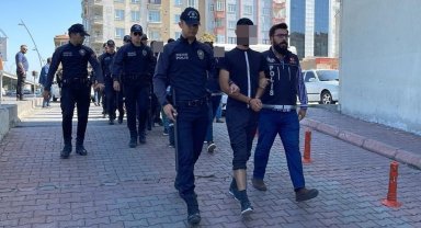 Narkotik Operasyonu'nda 15 Kişi Adliyede